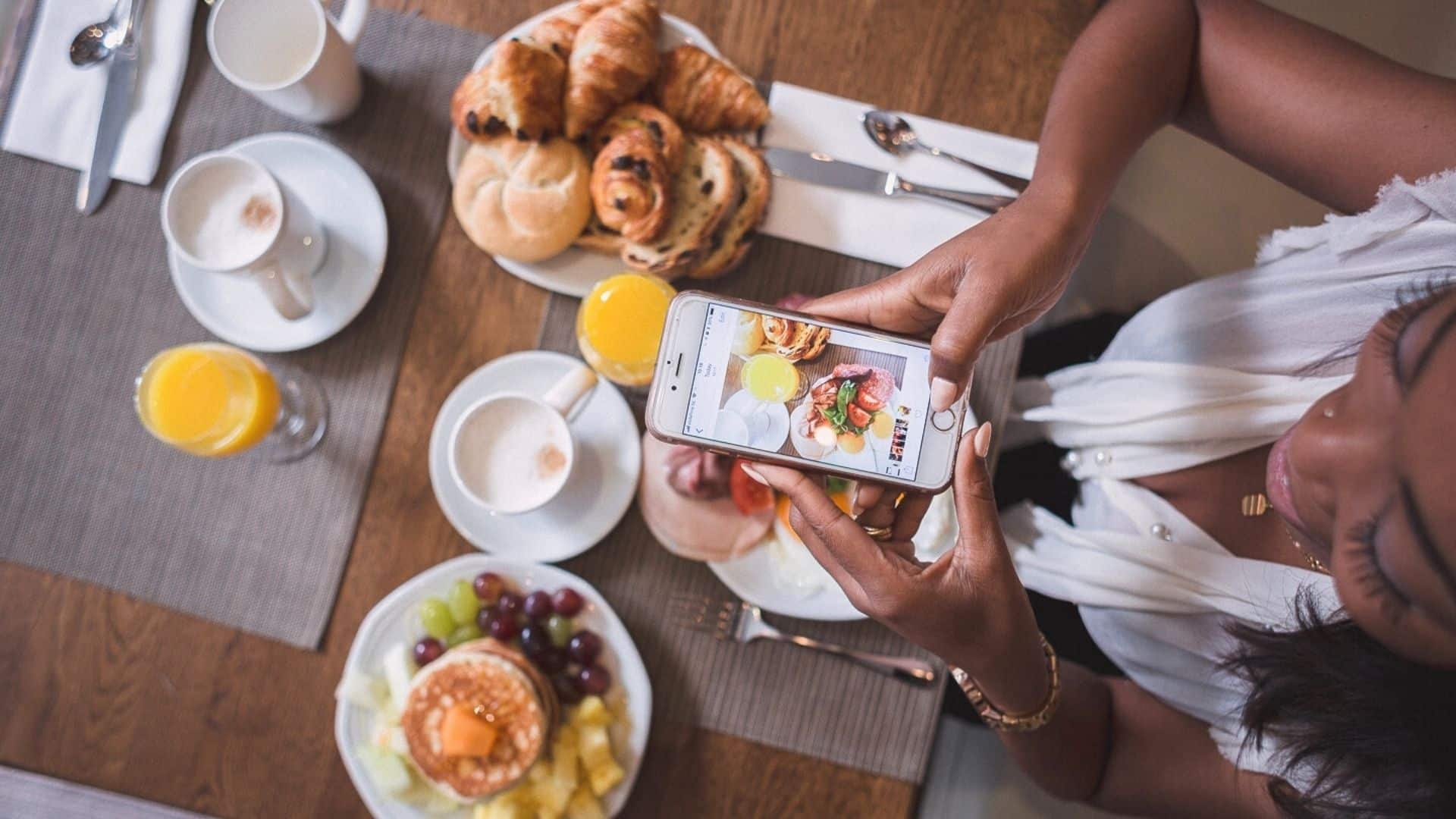 How To Always Get Breakfast For Free At Hotels