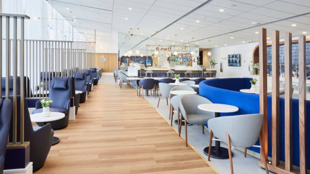 Air France Lounge at MONTREAL-TRUDEAU AIRPORT