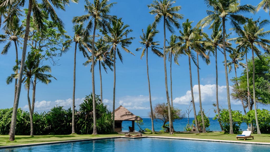 pool with ocean view at Alila Manggis in Bali