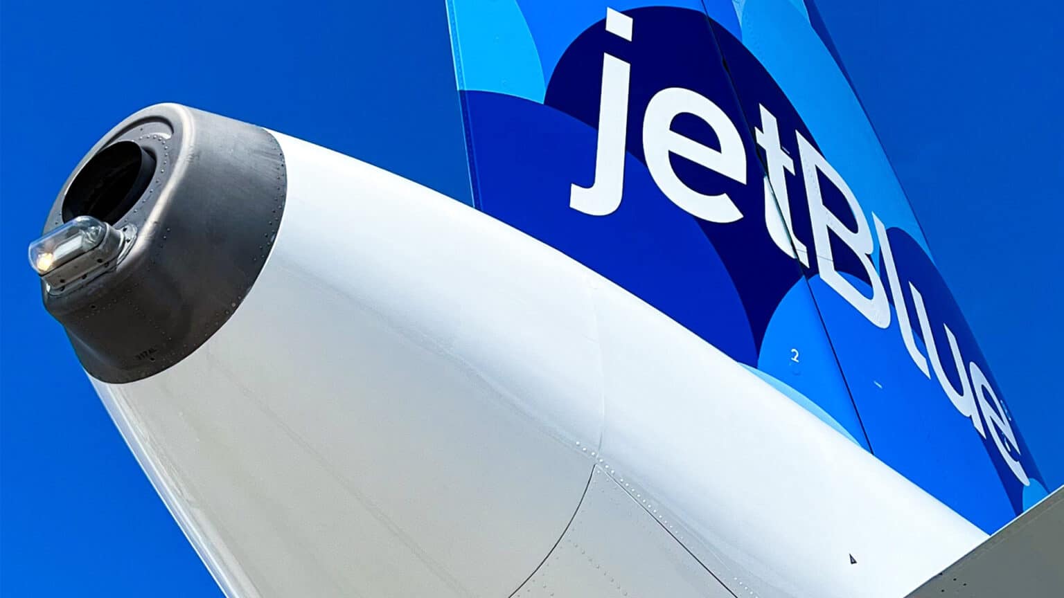 Traveler Pros and Cons of Any JetBlue and Spirit Airlines Merger