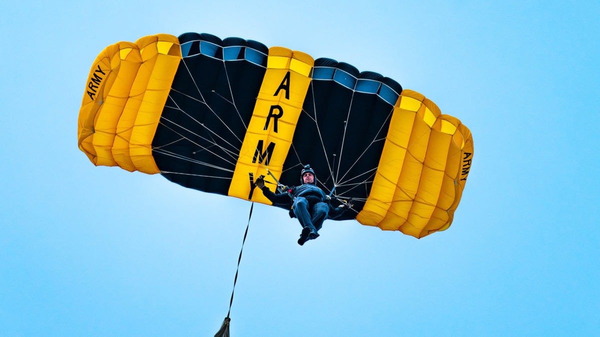 Army parachuter