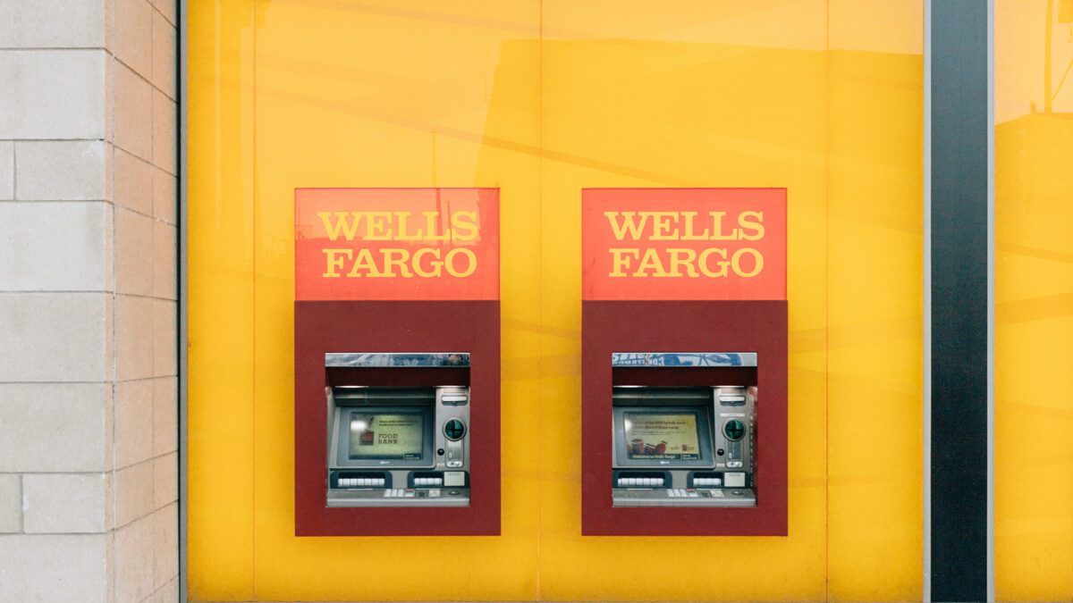 Wells Fargo atm